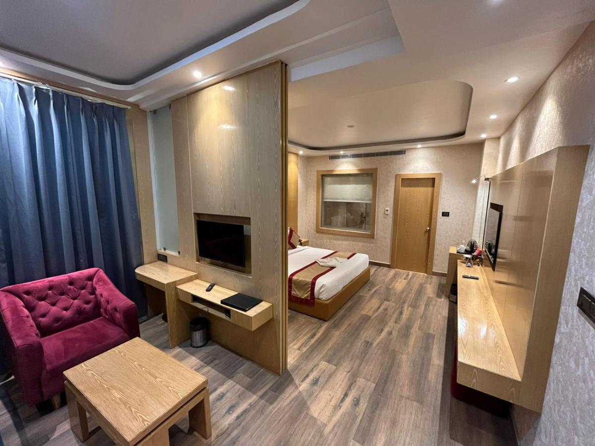 The Landmark Hotel Muzaffarpur Εξωτερικό φωτογραφία