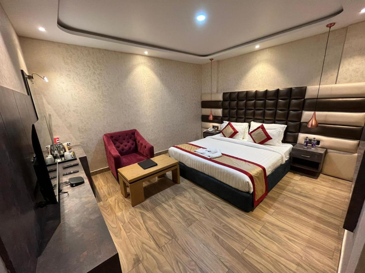 The Landmark Hotel Muzaffarpur Εξωτερικό φωτογραφία