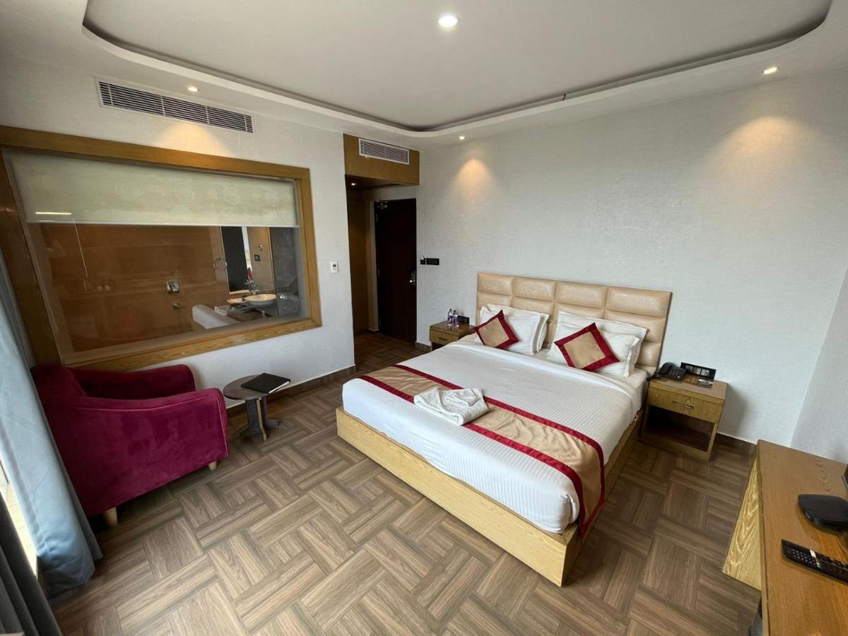 The Landmark Hotel Muzaffarpur Εξωτερικό φωτογραφία