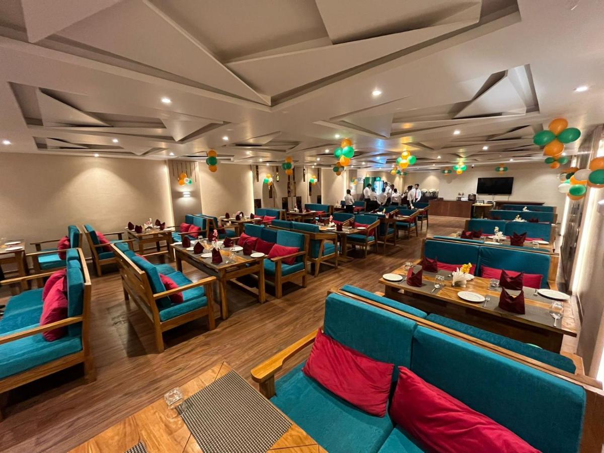 The Landmark Hotel Muzaffarpur Εξωτερικό φωτογραφία