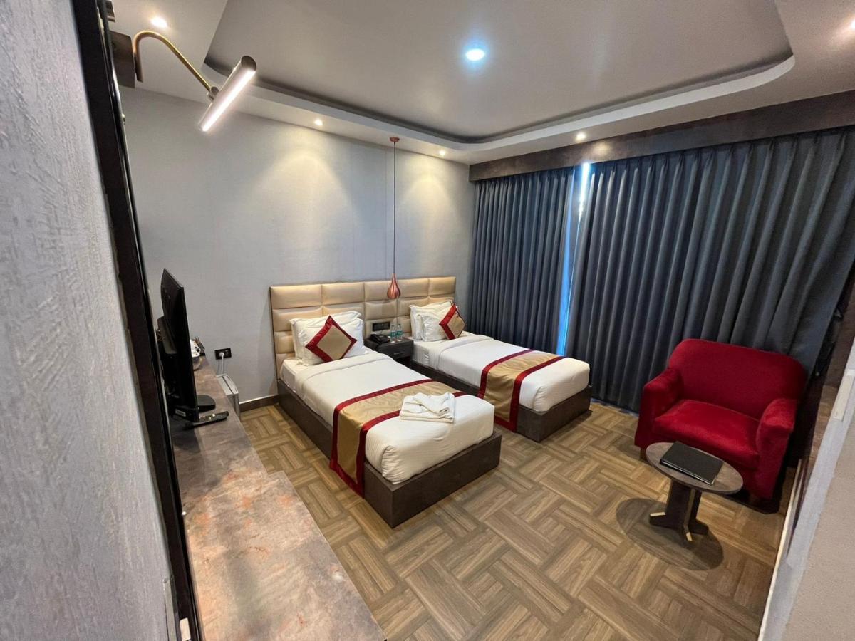 The Landmark Hotel Muzaffarpur Εξωτερικό φωτογραφία